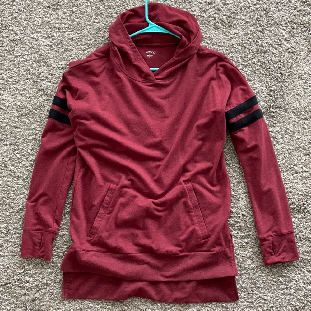 Oversized pullover sweatshirt